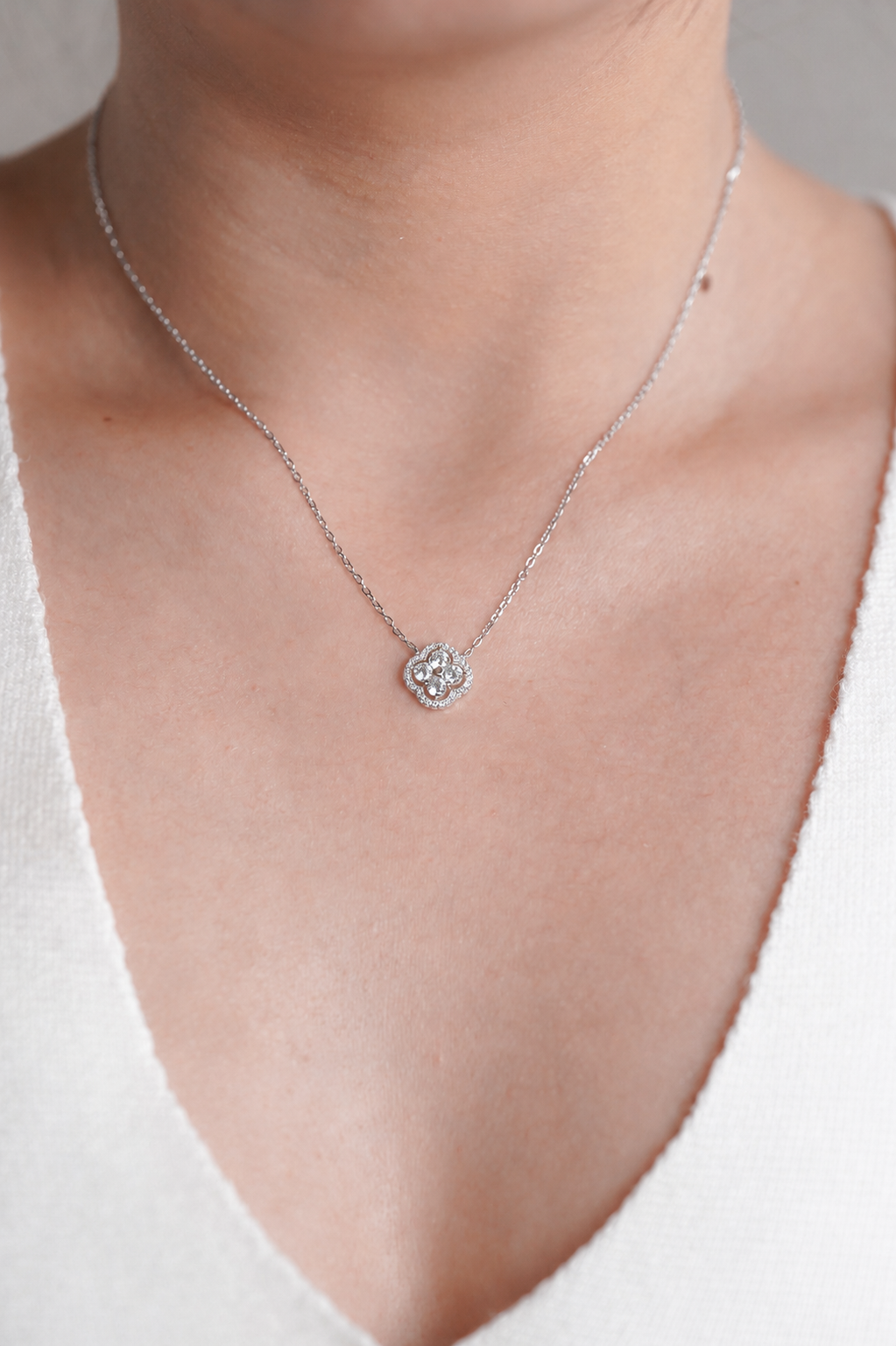 Stella Silver Necklace