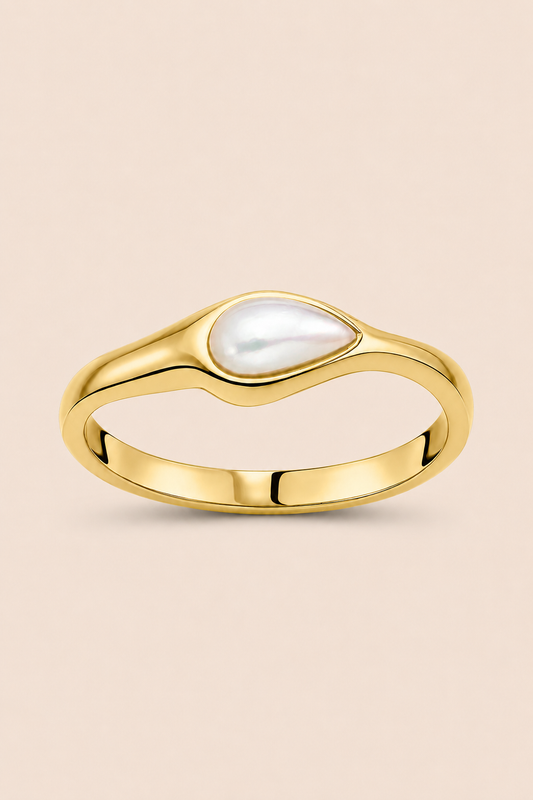 Nacara Teardrop Ring
