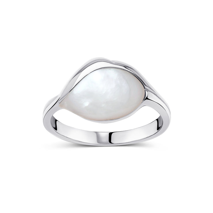 Velisca Mother of Pearl Ring